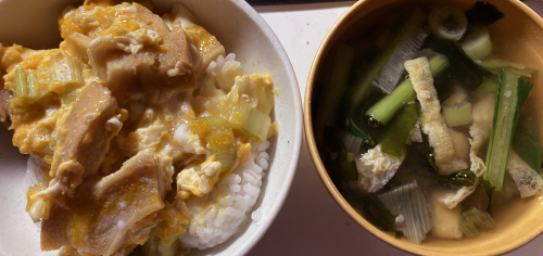 ���n�̋ʎq�Ƃ����ƁA�����؂Ɩ��g�̂����X�`�B